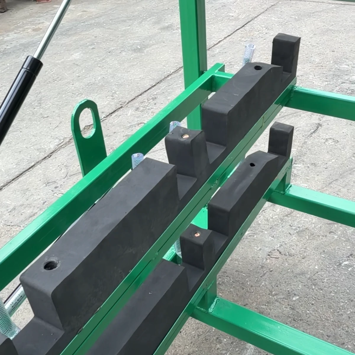 Real product photo of a automotive parts tilting shelf trolley with mobile base, tilting shelves and fixture blocks — configuration view 4